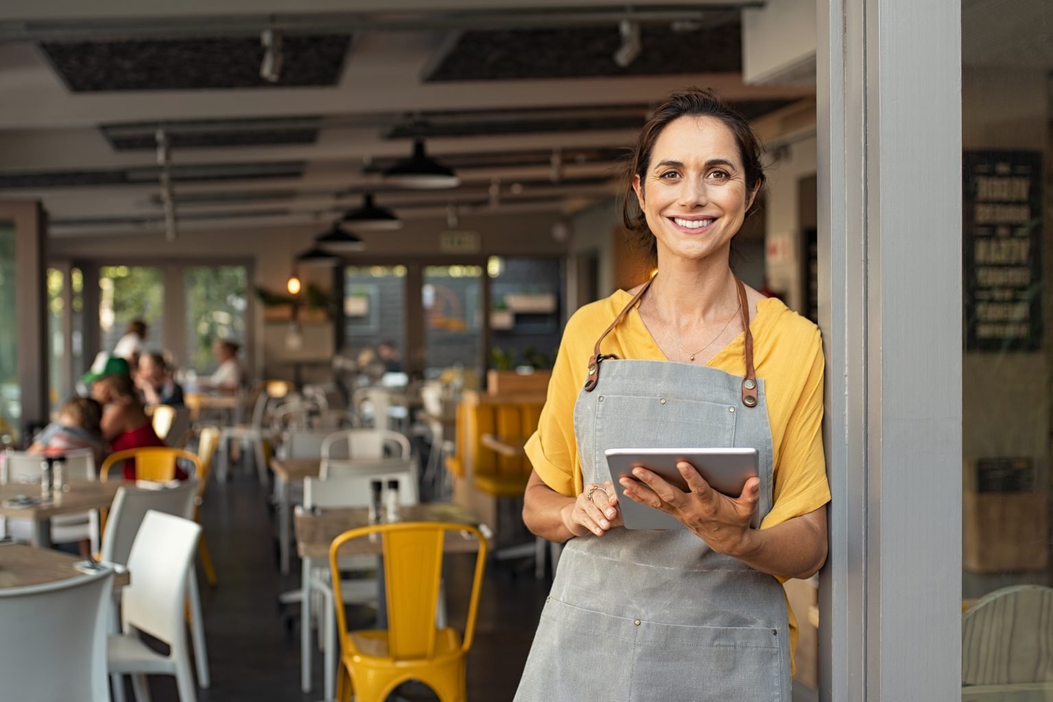 Small biz owner 1536x1024 1